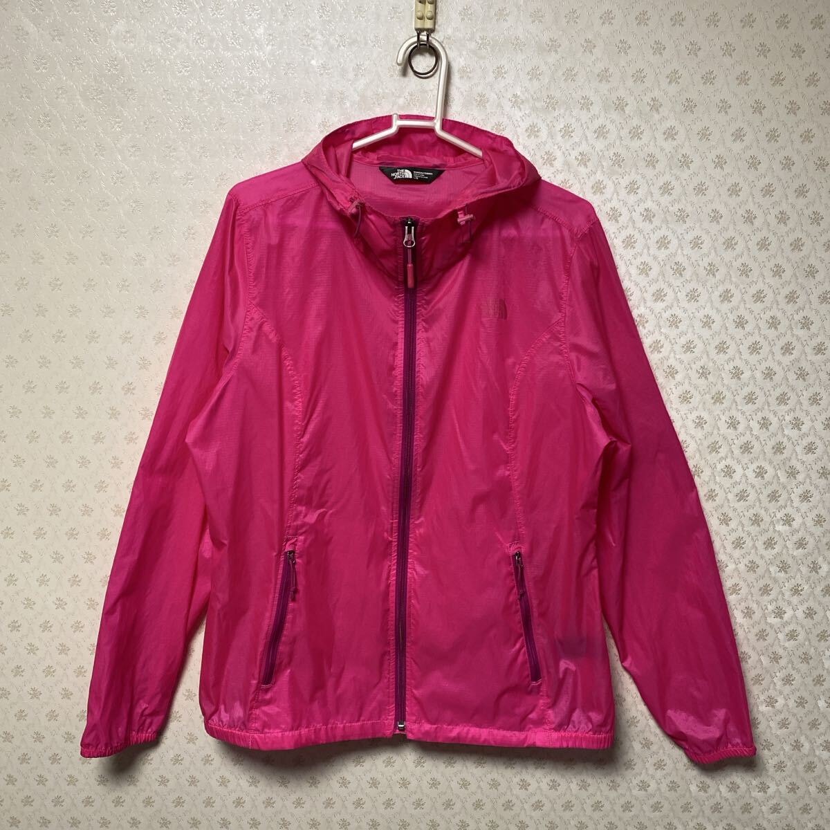 美品/超軽量 ザノースフェイス レディース　ナイロンジップアップ パーカー　サイズL ピンク