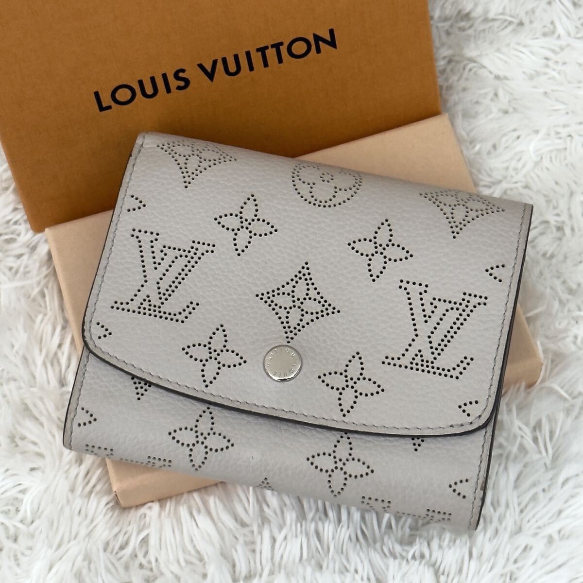 ルイヴィトン ポルトフォイユ・カプシーヌ コンパクト トリヨン レザー