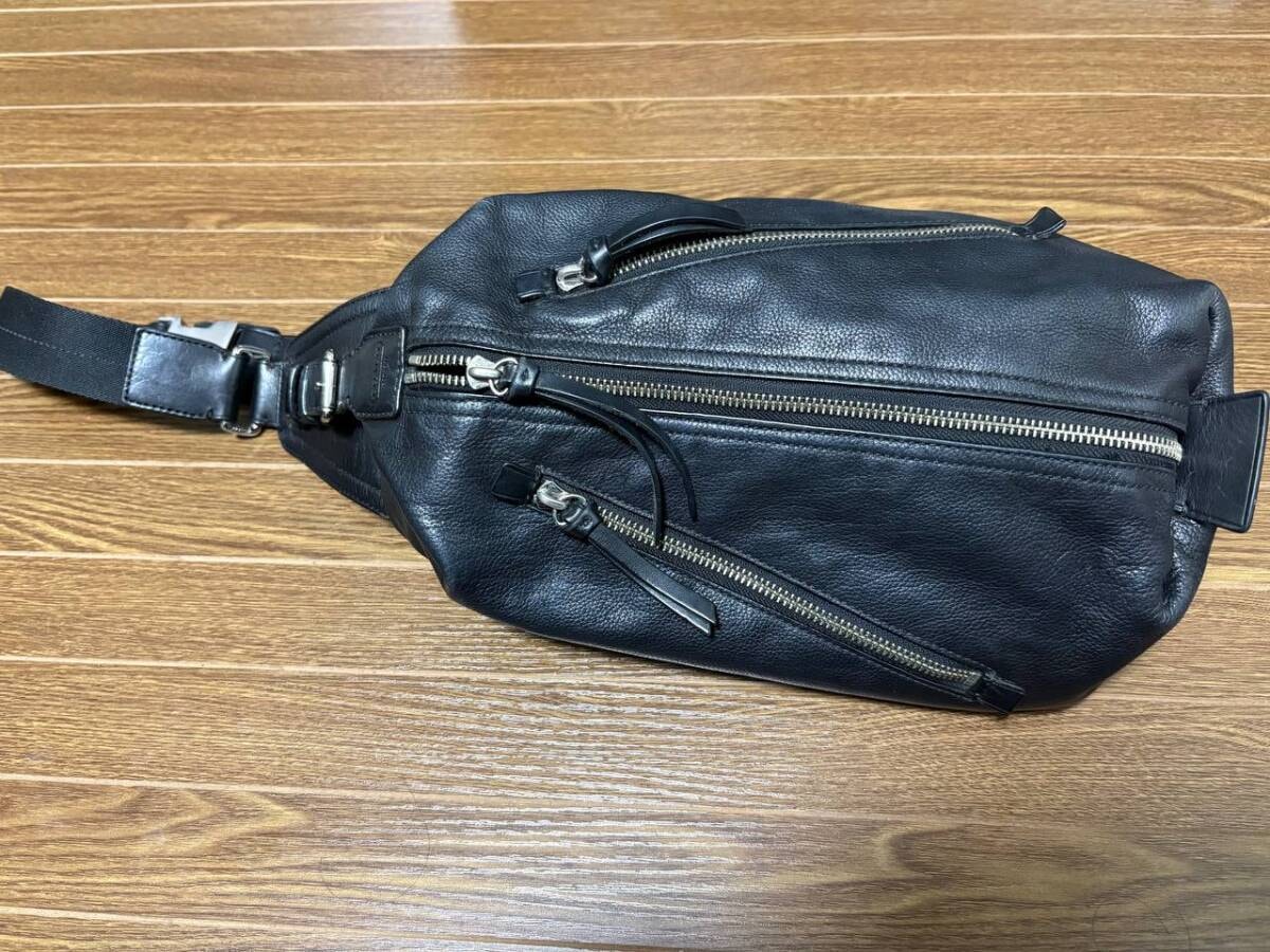 コーチ COACH ショルダーバッグ/ボディバッグ 70360 トンプソンレザースリングパック レザー 黒 バッグ