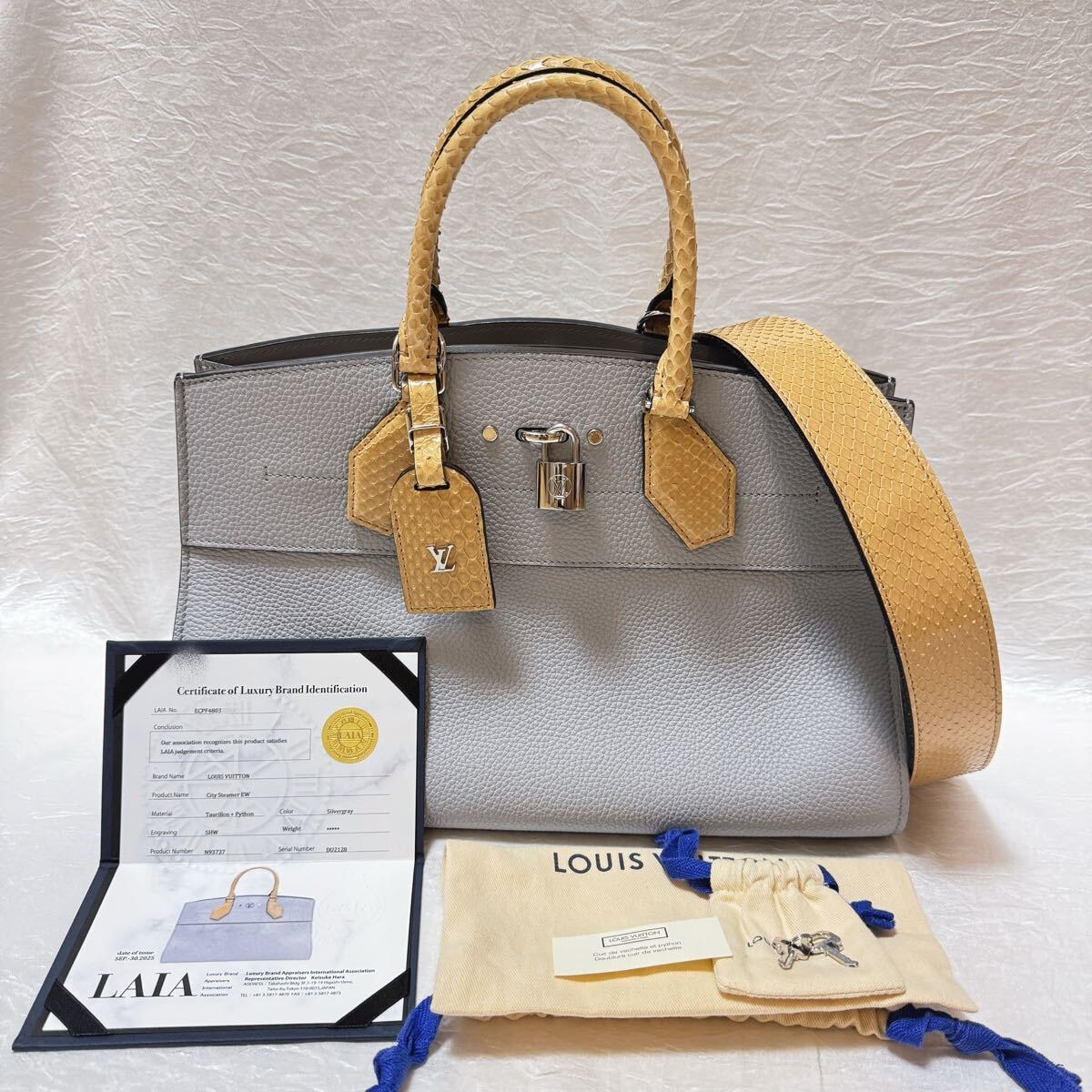 Dior 指輪 リング　ゴールド色