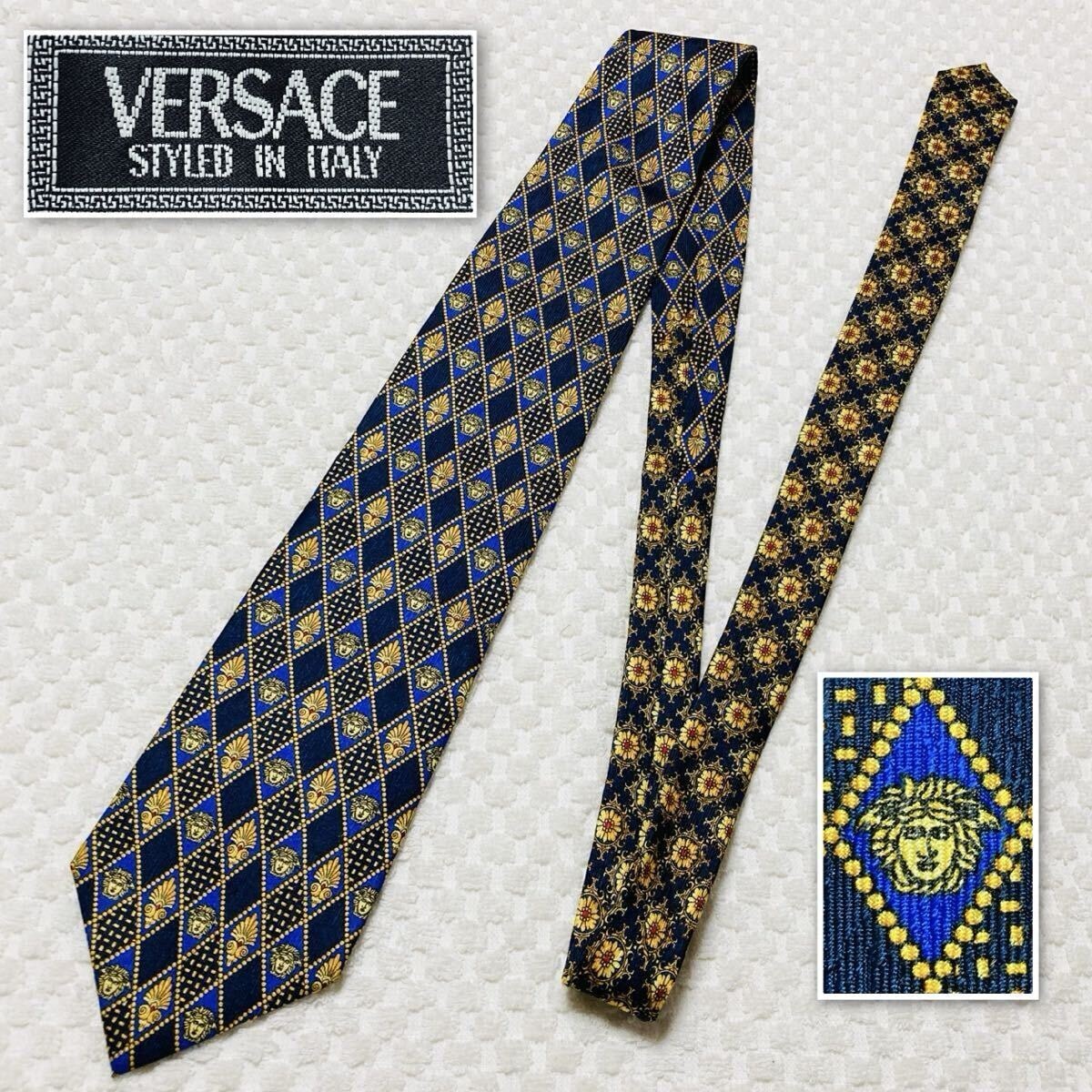 ■極美品■VERSACE ヴェルサーチ ネクタイ スカーフ柄 ダイヤチェック メデューサ 黄金装飾 総柄 シルク100 % 日本製 ブルー系×ゴールド