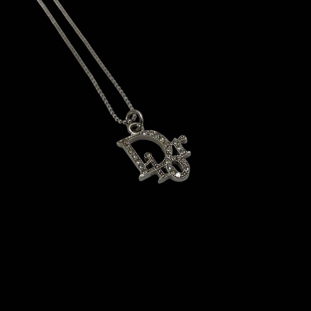 クリスチャンディオール ネックレス Diorロゴ シルバー系