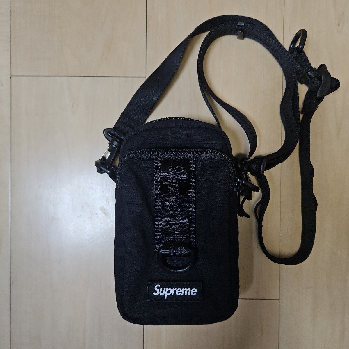 Supreme Supreme Shoulder Bag FW22 ショルダーバッグ ブラック カバン 