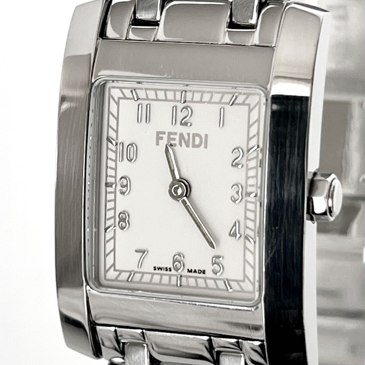 【稼働】磨き済み フェンディ FENDI 7000L レディース 腕時計 美品 電池新品 白文字盤 s2248