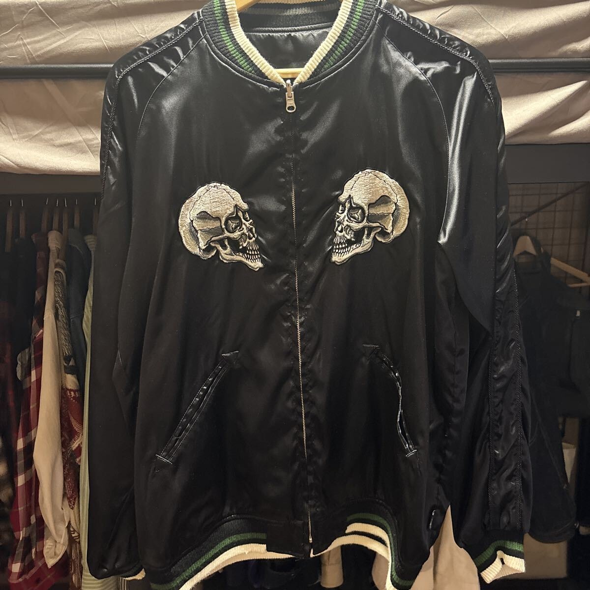 STUSSYスカジャン リバーシブル Lサイズ スカル ブラック