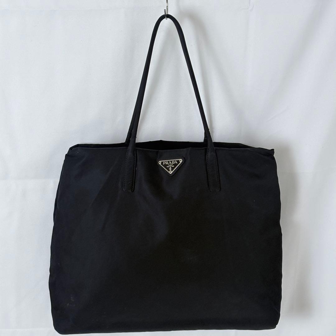 B (目立った傷や汚れなし)】PRADAナイロン トートバッグ ブラック 三角