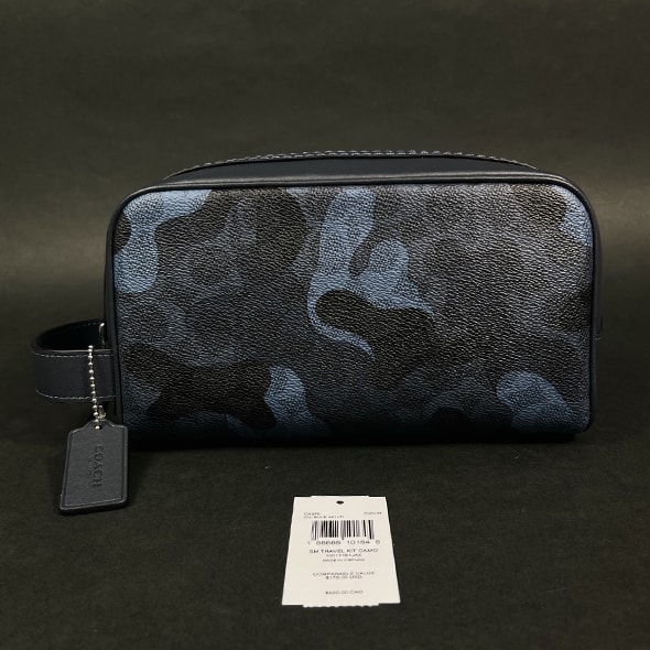 【COACH 本物 新品 コーチ アウトレット 正規品】 スモール トラベル シグネチャー カモフラ クラッチバッグ セカンドバッグ CX879 新作